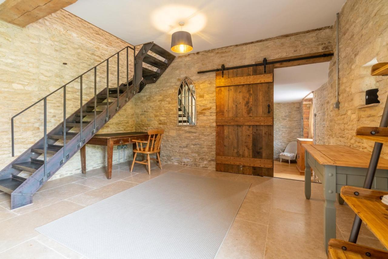 Middle Barn Villa Dyrham Eksteriør bilde