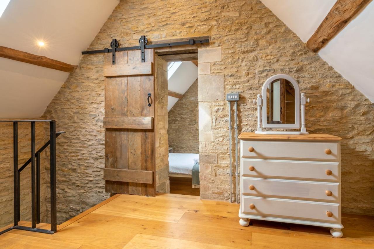 Middle Barn Villa Dyrham Eksteriør bilde
